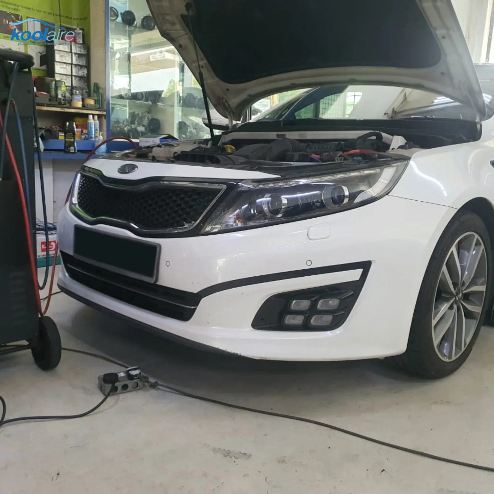 Kia receiving aircond service at Kool Aire